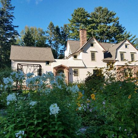 Pinehurst Inn Bed & Breakfast Bayfield Exteriör bild